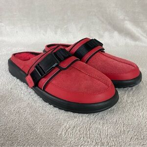 UGG Kick It Men Slide Slipper Shoes Size 9 Red Black Suede Sheepskin Slip On NEW